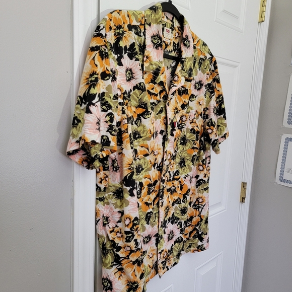 Levis Mens Short Sleeve Hawaiian Floral Button Down Shirt 2 Pocket Size M - Picture 4 of 13